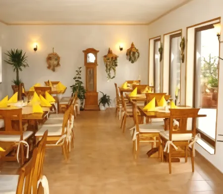 Hotel Waldblick Отели в г. Зоннеберг