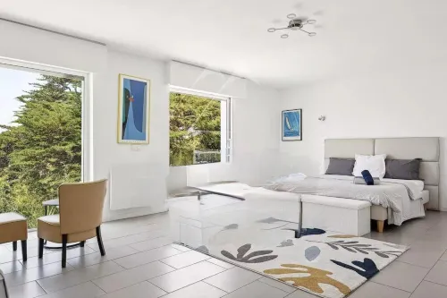 Villa 8P vue mer 4km Cannes Centre et Plages Hotels in Le Cannet