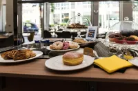 Hesperia Hotel & Residence - Desayuno