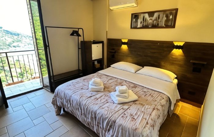 B&B ラ バスティア
