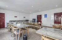 Nature Wake Spring Hotel (Shuyang Cangzhou Wenfeng Park Branch)
