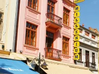 Hotel Millenium Hotele w: Bitola