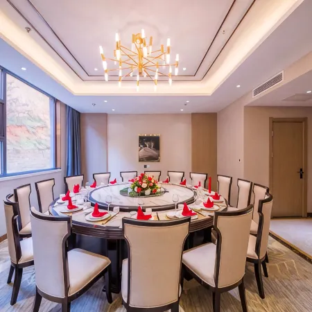 Yan'an Yansheng Grand Hotel (Yan'an National Forest Park Branch)