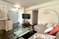 Elegant Haven of Peace | Garage | Terrace | Garden | Residential Pool |WiFi - 民泊