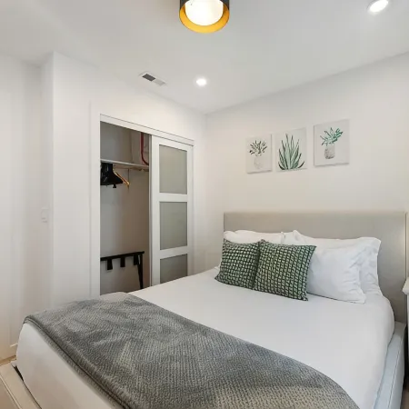 Beautiful Luxurious Coastal 4BR 2BA Home Near SF SFO