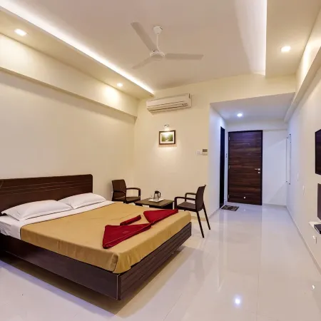 Hotel Galaxy Inn-Best Business Hotel in Kolhapur