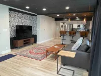 Newly Renovated Downtown Gem!