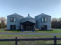 Luxury Farm Bin Oasis. Exquisite. One of a kind. Hotéis em Pender County