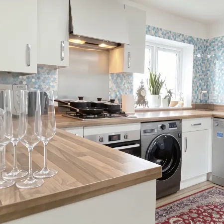 Impeccable 2 Bedroom House in Bicester