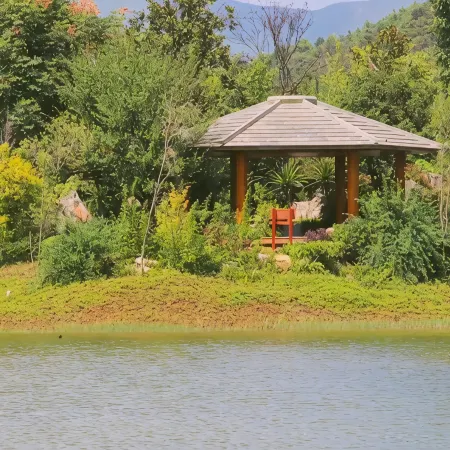 Qiyuan Homestay (Anning Hot Spring Valley Red Clay Tennis Base)