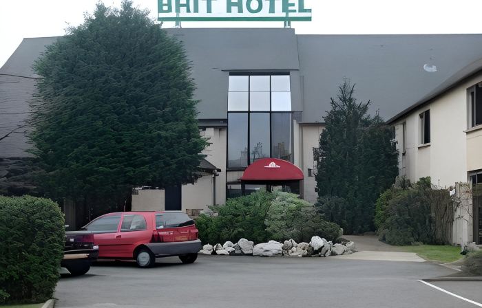 Brit Hotel le Kerotel