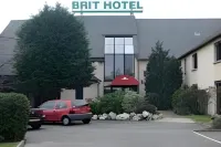 Brit Hotel le Kerotel - Haustierfreundliche
