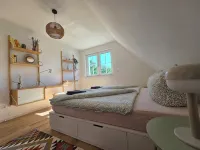 Vacation home by the lake with sauna, barbecue and close to the beach