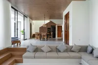 Sunset City View Villa 5 Br with a Private Heated Pool - 4-Star