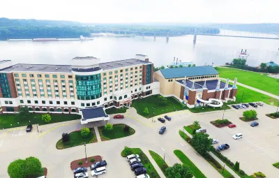 Grand Harbor Resort Hotels near Five Flags Center