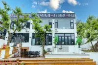 Shiyue Shanman Garden Hot Spring Resort Hotel Hotels in Yanqi Lake/Hongluo Temple area