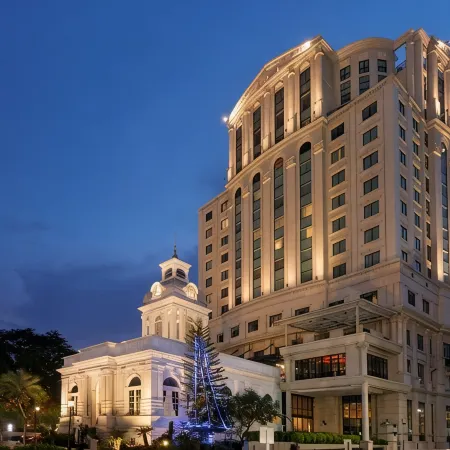 Grand City Hall