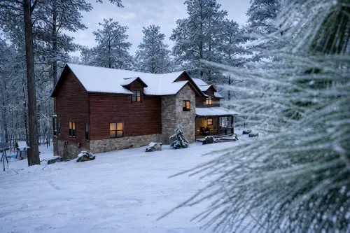 Great family cabin! Huge deck! Creek! Mini cabin! Lots of amenities! - Alphydda