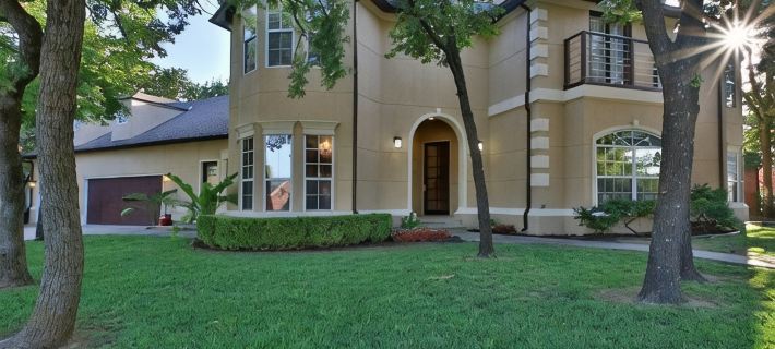 Spacious, Newly Remodeled Home Near I-35 in Edmond Hotels in Edmond