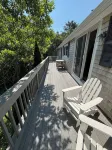 A Charming Vineyard Cottage Just Off the Pond