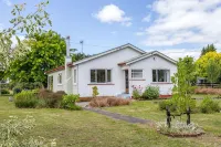 Greytown Farmhouse in the Heart of the Wairarapa - 2-Star