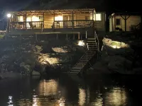 碼頭畔木屋- Waterfront、皮划艇、釣魚、游泳