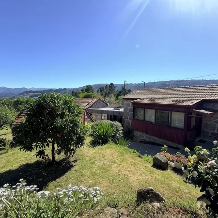Charming Stone Retreat on 19ha Private Estate | Valley Views & Total Privacy Отели в г. Амаранте