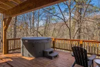 Cozy cabin in awesome Asheville, Hot tub, Fire pit, Dog friendly - Chalets