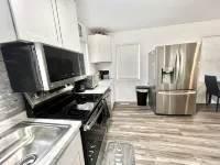 Stainless Steel Retreat in Downtown Athens - Bungalows