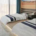 Enjoy the Starry and Desert Scenery Hotel
