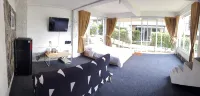 DJourney Hotel Lembang by Escotel - 2-Star