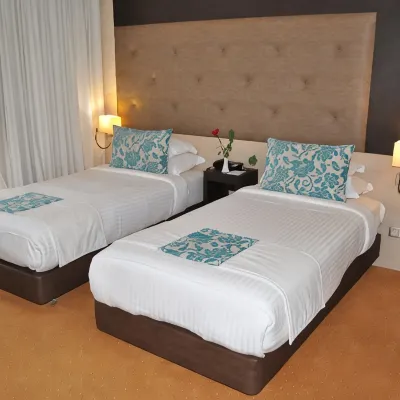 New Day Hotel Hotels near Grande Poste