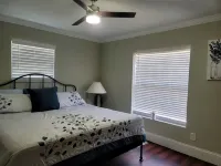 Lovely Oasis with private swimming pool 3,6,8 f deep - Wifi