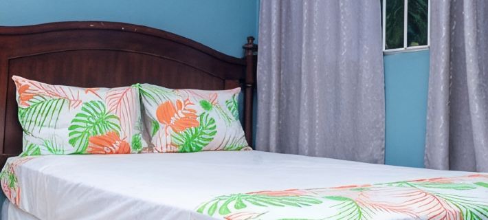 Spacious Two Bedroom Apartment Hotels in Soucis
