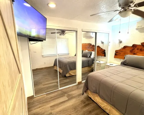 Pat Garret Mini Cabin 1 Bedroom 1 Bathroom Hotels in Timberon