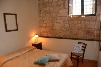 Dimora siciliana, giardino, piscina, wi-fi gratuito,orto biologico