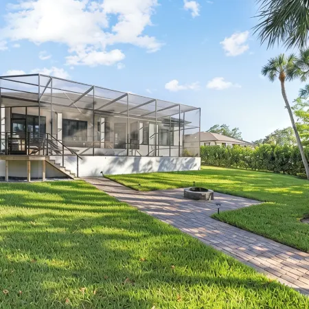 Luxurious Naples retreat!