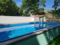 Kids friendly house with large private, fenced garden, pool, 1km beach - 3성급