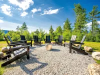 New Mtn View Cabin with Hot Tub and Games Hotels in Bethel