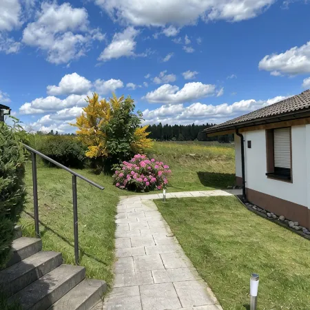 Holiday house in the quietly located holiday park Tennenbronn Отели в г. Шрамберг