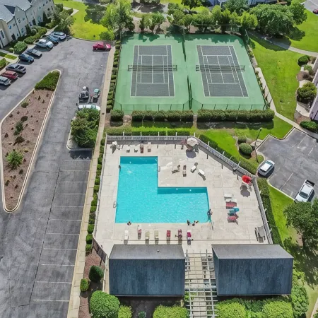 Legends Golf & Beach Getaway! A spacious 3-bedroom apartment.