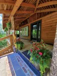 Cozy cabin in Hot Springs, minutes away from town!