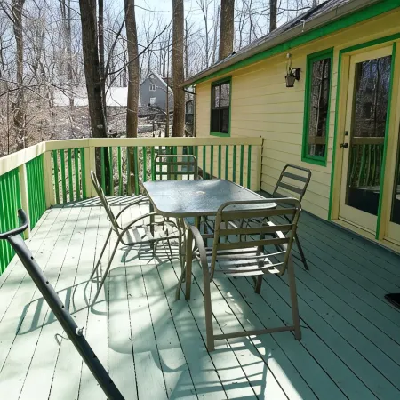 Cabin Near Dale Hollow Lake