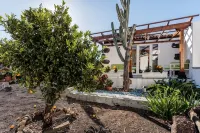 Los Laureles Bungalow