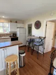 Cheerful historic Townsend Park bungalow in the heart of downtown! - 4-Star