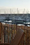 Stunning modern space with harbour views & free parking