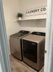 Cozy Suites in a New House! - 방갈로