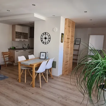 Cozy, Newly Renovated Vacation Apartment in the Middle of the Wine Village of Duttweiler