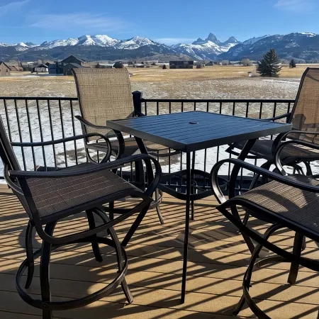 Teton View Getaway - 1Br Near Premier Skiing & Teton/Yellowstone NP