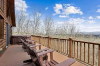 Private Mountain Cabin Retreat 1.5 acres, Amazing Views, Hot Tub, STARLINK Wifi - Hytter